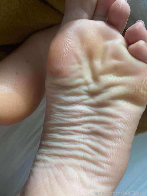 Feetlady - Fansly - 05 Feb, 2023 4