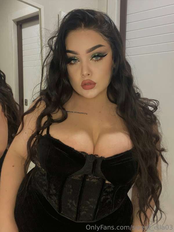 Sweet_Ella03 - Onlyfans - 12 Oct, 2023