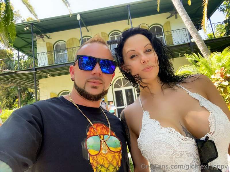 Good morning from keywest @katielin_nextdoor @alexpriest @gi.. 1