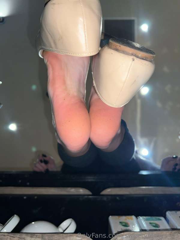 Now lay down and get smothered with those feet 🔥 14