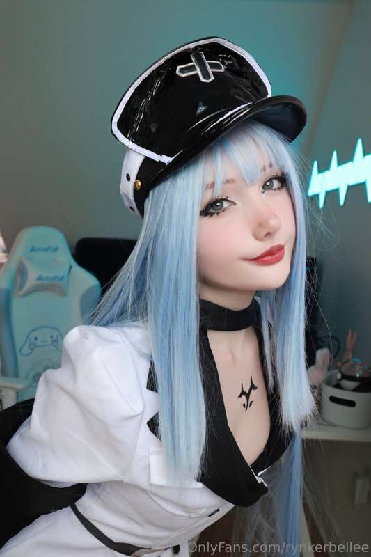 Captain esdeath cosplay from akame ga kil ❄️🖤 make sure you .. 11
