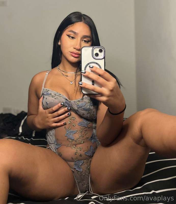 You’ve seen the pics… now come get to know me a little bette..