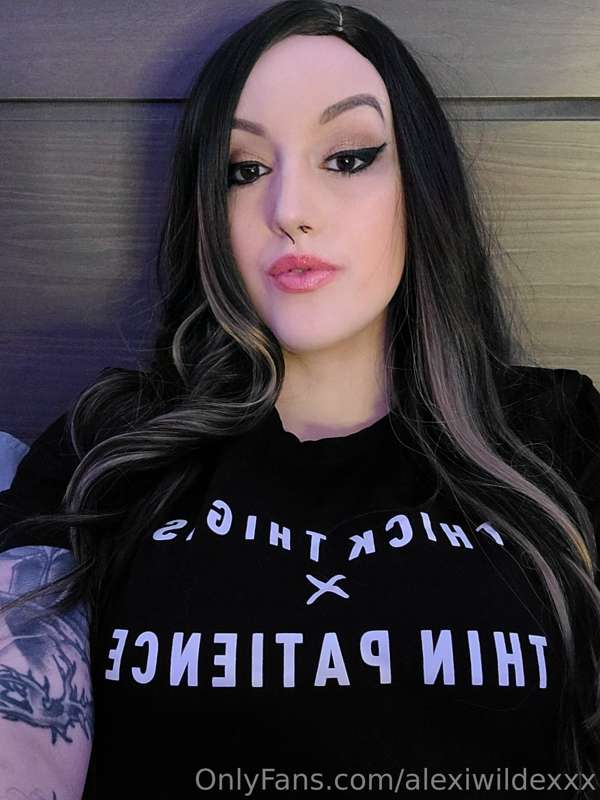 Alexiwildexxx - Onlyfans - 13 Apr, 2023