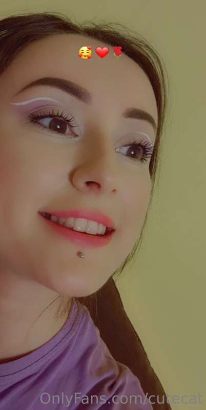 My smile is an opportunity to make the person next to me hap..
