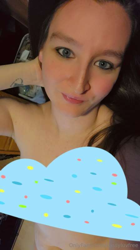 Would you like to join me tonight 😘😘 What are you thankful f..
