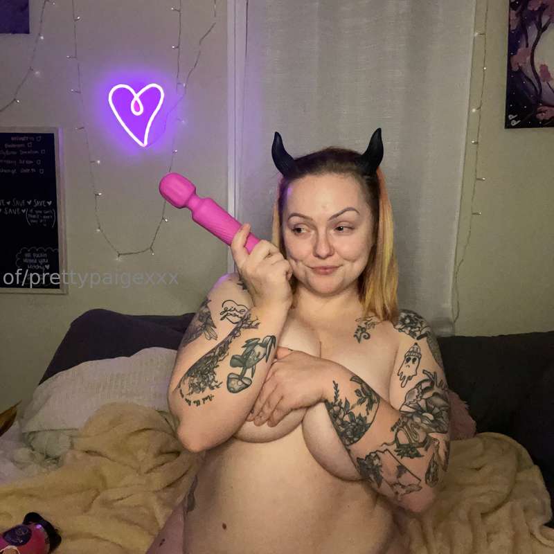 A naughty girl 😈🥵 4