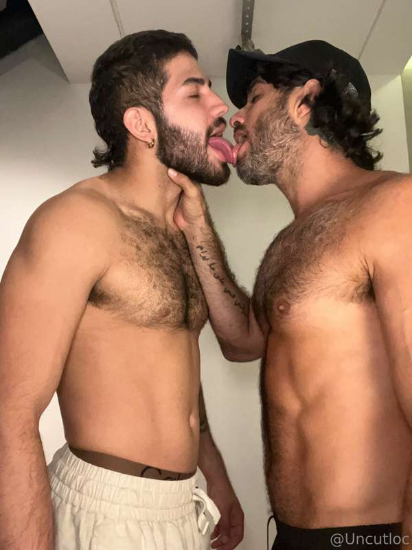 Recognize him?🙈 @diegosans  2