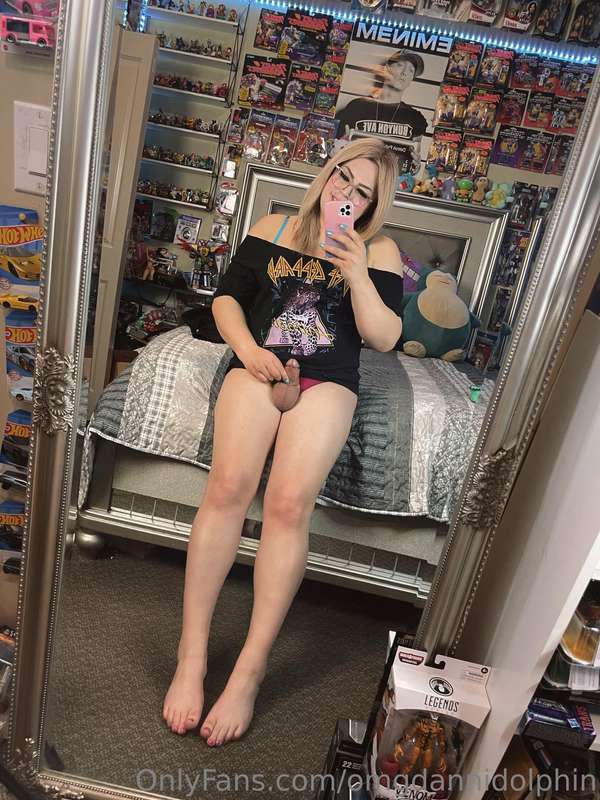 Who missed this geeky cock? 💙🤓