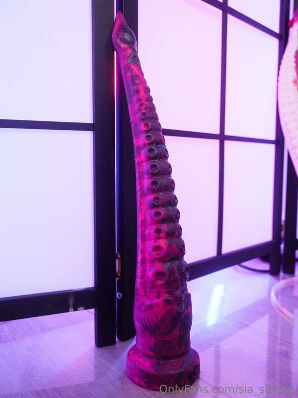 My Tentacle babies from Bad Dragon 🐙 Available for use in yo.. 4