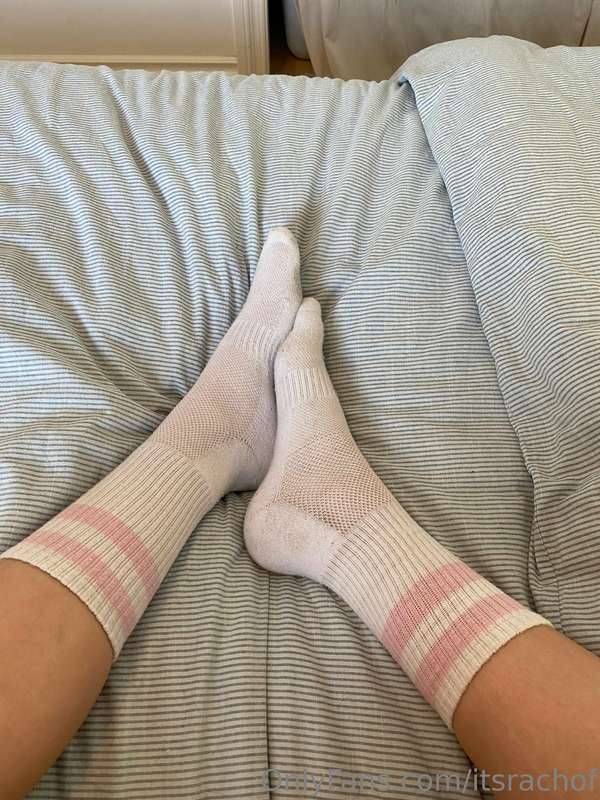 12 hour nursing shift…..who wants them? 1