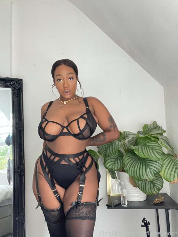 Effyflamelondon - Onlyfans - 04 Sep, 2021
