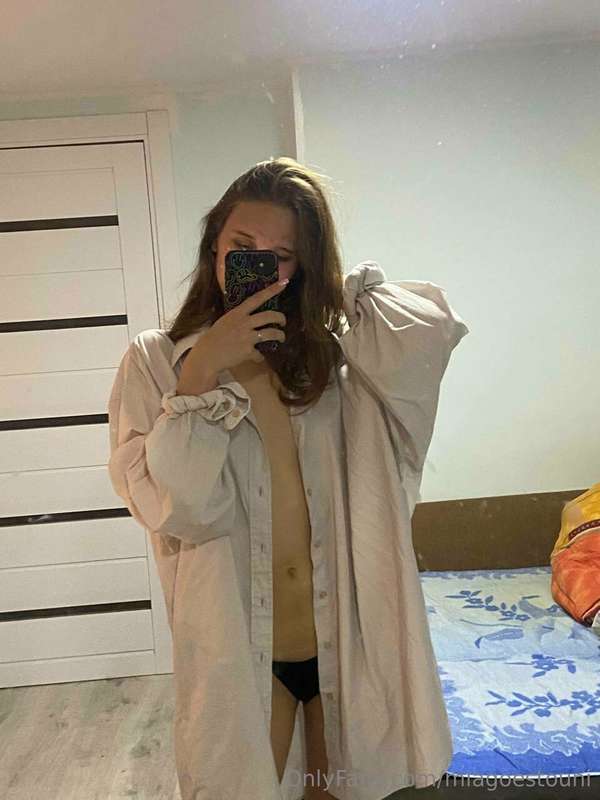 I think this shirt is unnecessary. Do you think so too?😏😏😏