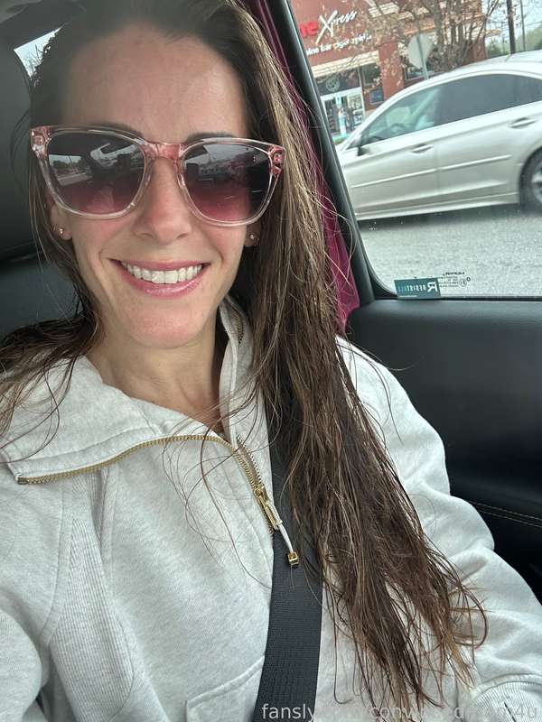 Convincedmom4U - Fansly - 02 Apr, 2025