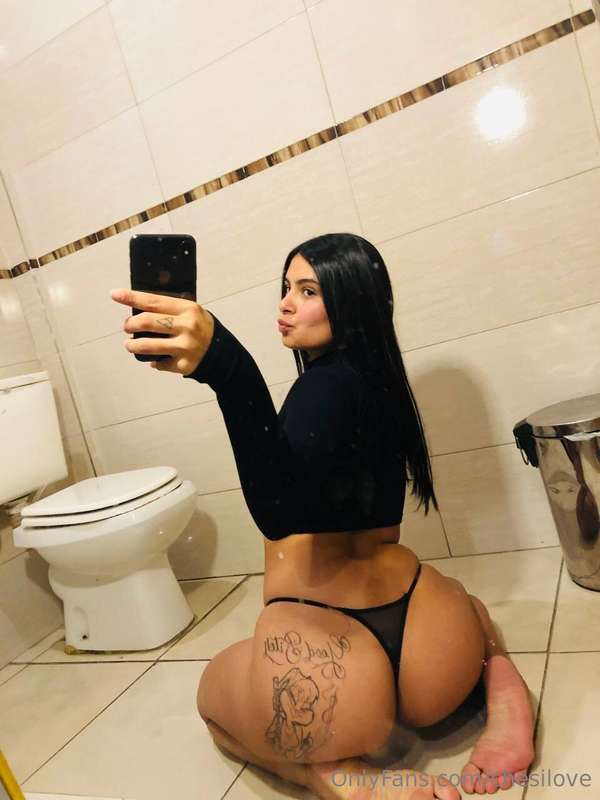 @selenaabelen I’M LOOKING FOR A DADDY WHO I CAN FULFILL HIS ..