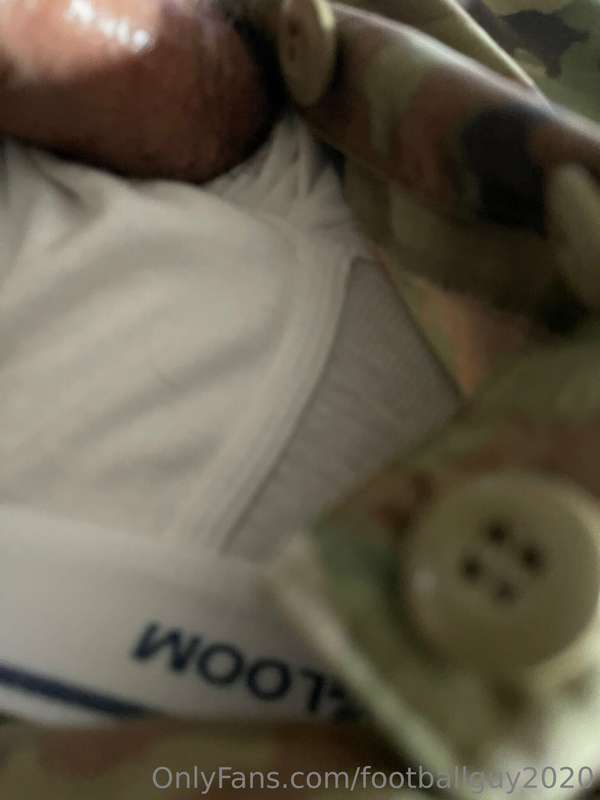 Jerking off in the tighty whities! 3