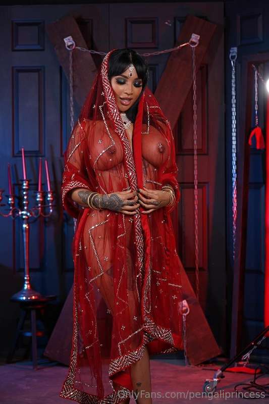 is red my colour baby? ❤️ 3