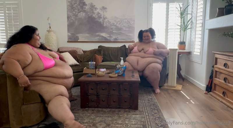 Hehehe my first collab 🙈🙈❤️ and its with @ssbbwbrianna Video..