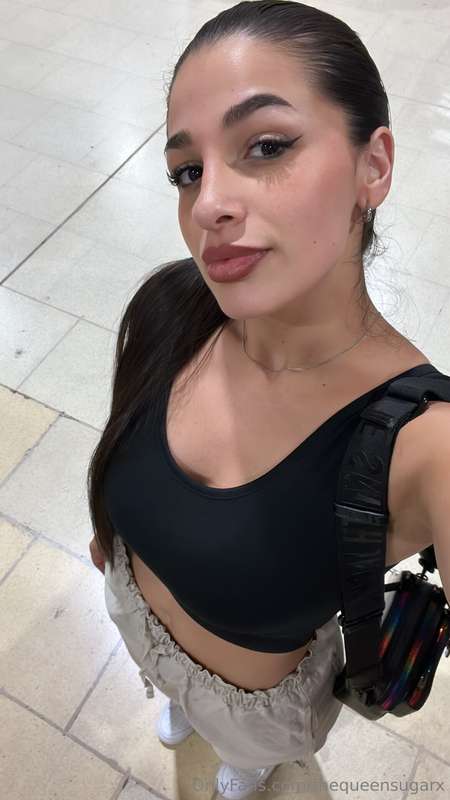 😈
