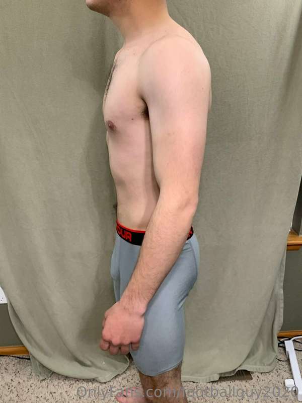 More undies pics from a photo shoot a while back - enjoy. Ca..