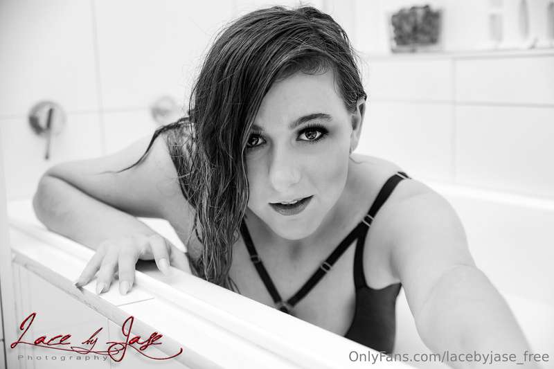 Full Set. 38 Images. 27