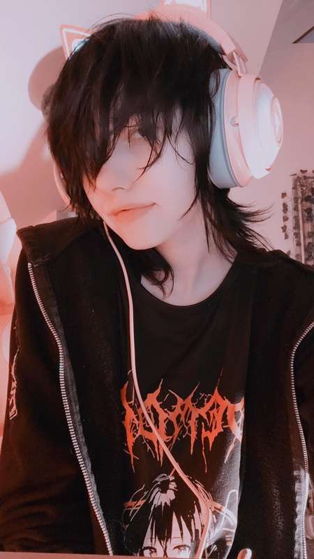 Little_Emo_Kitten - Fansly - 01 Jan, 2023 2