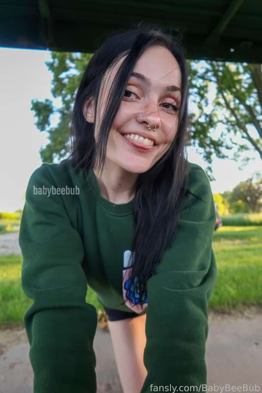 Babybeebub - Fansly - 09 Jun, 2022 7