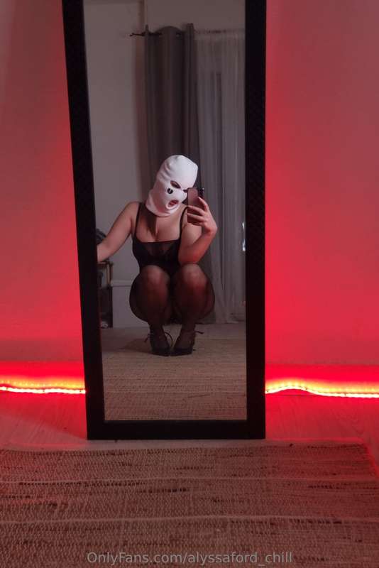 a few fun pictures 😋 with my tits out, of course  6