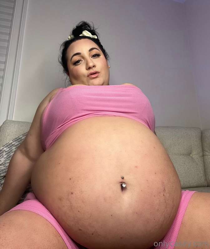 What have I done to myself? 🥰🥵 I’m so bloated and swollen wi..