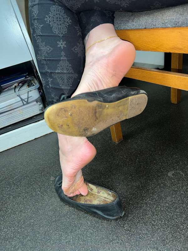 They get so sweaty at work 🫠