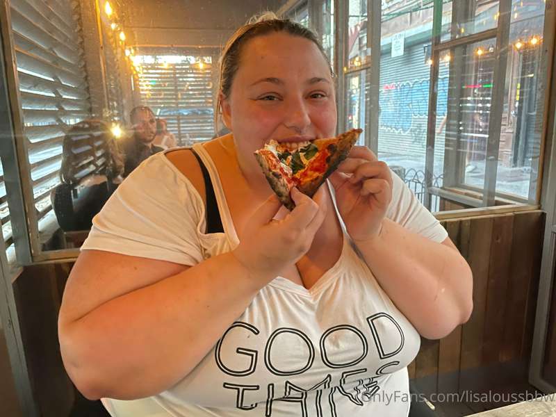 Day 35 of my trip was spent in New York City! Of course I ha..