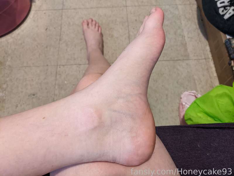 Honeycake93 - Fansly - 02 Jan, 2023 56