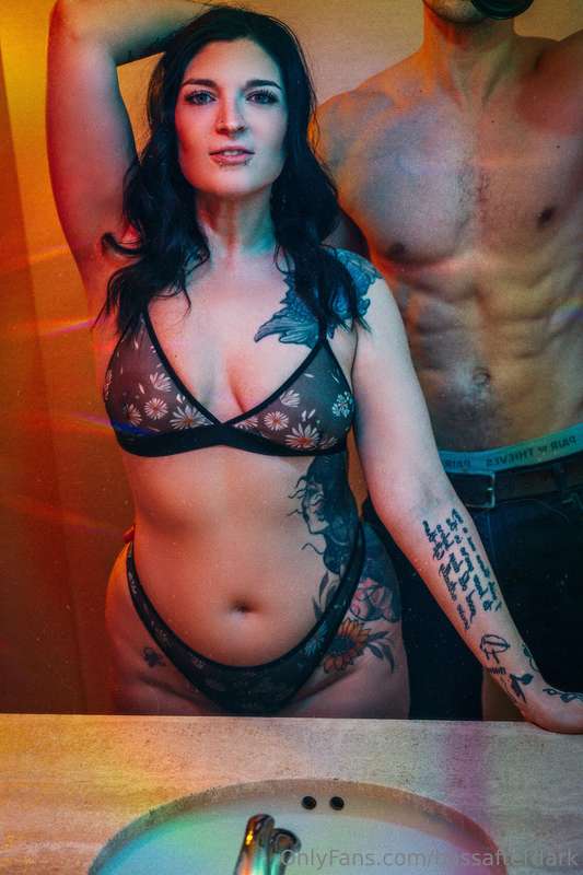 Let me see. Set with @jessb716_vip Let me know if you missed.. 2