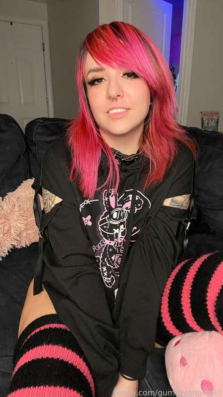 Gummyghostgirl - Fansly - 02 Dec, 2024 37