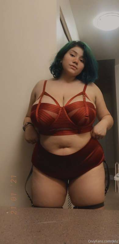Hey babes! I’m officially back and better then ever!(Mentall..
