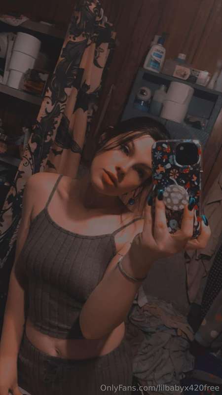Lilbabyx420Free - Onlyfans - 25 Feb, 2025