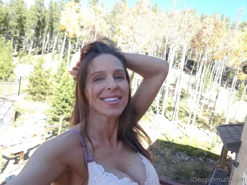 Do these huge fucking tits make me look like a whore? 🔥🔥🔥🔥🔥 .. 5