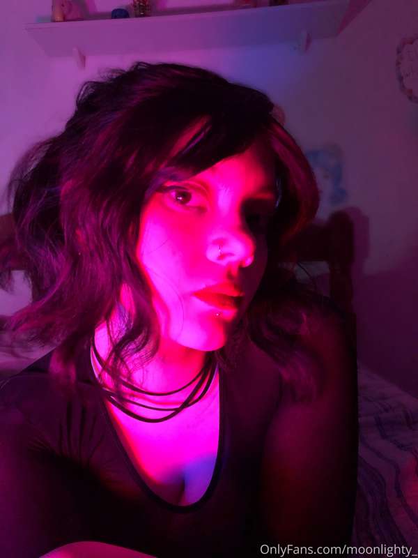come join me in bed... 7