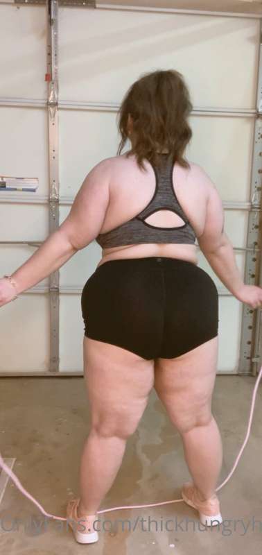 Bad bitch, I could be your morbidly obese piggy fantasy 🐷 23