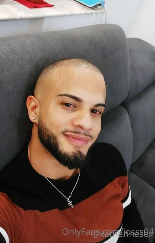 ¡Sigue a este lindo chico latino! 🤤🔥🔞 Página vip: https://on..