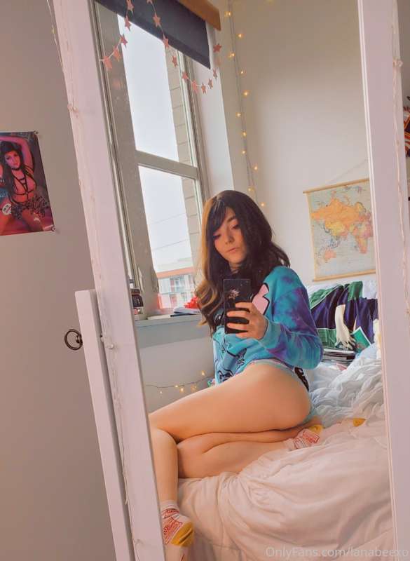 hi my babes! hope everyone is staying happy and healthy ♡ 2