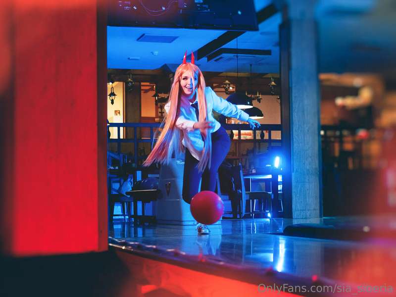 It was an incredible shoot. It was very intense: several day..