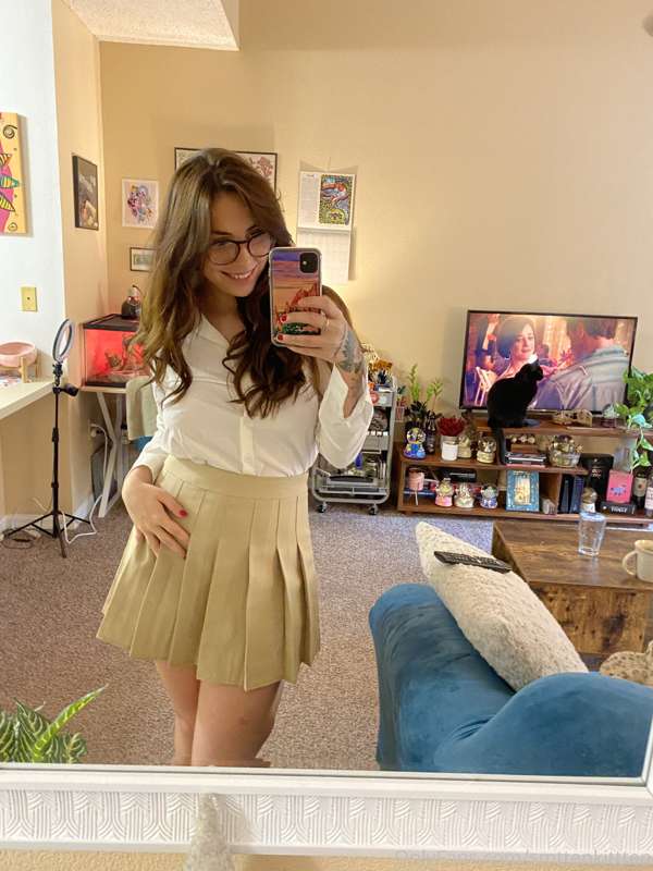 I feel so sexxxyyyy in this outfit! Could also work for a ho.. 1