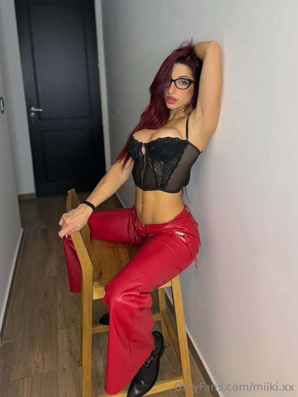 She was hotter than fire. Part 2 🔥Which part did you like be..