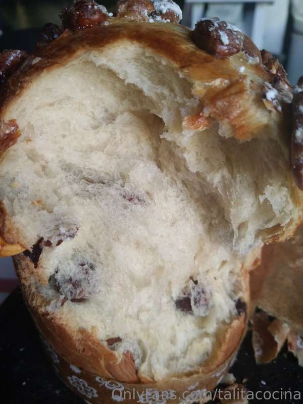 El bollo duplicó el volumen ahora mira cómo agregar los frut.. 6