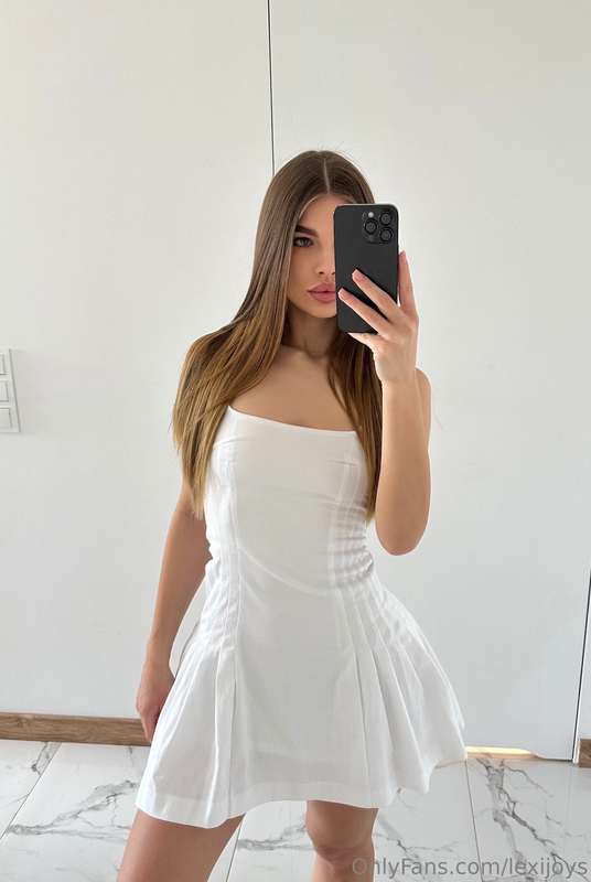 How do you like my new dress?👇💌