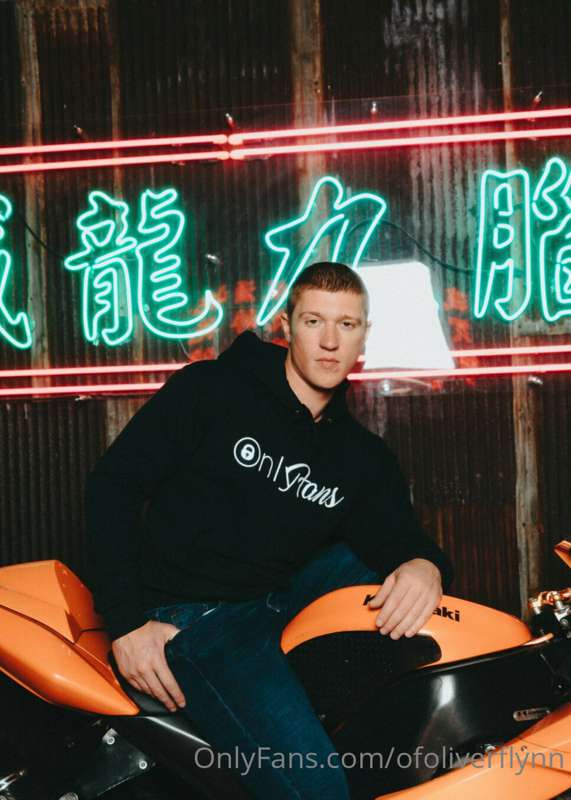 ride me all night long ;)