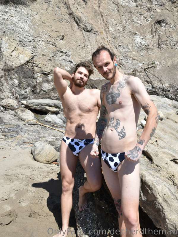 Hello everyone! I met some fun people who also do modeling t.. 2