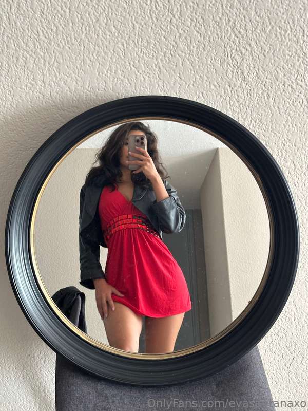 Evasantanaxo - Onlyfans - 26 Apr, 2025