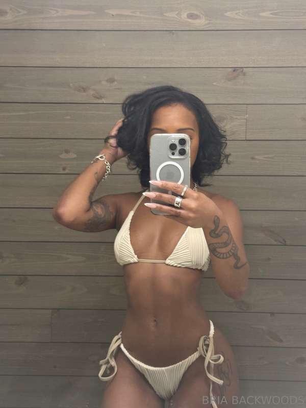 tan girl 11