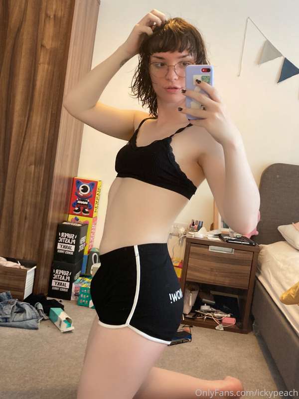 I got these new shorts today 👀 they say “trans rights now!” .. 5